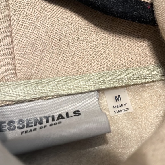 Essentials hoodie - Picture 4 of 5